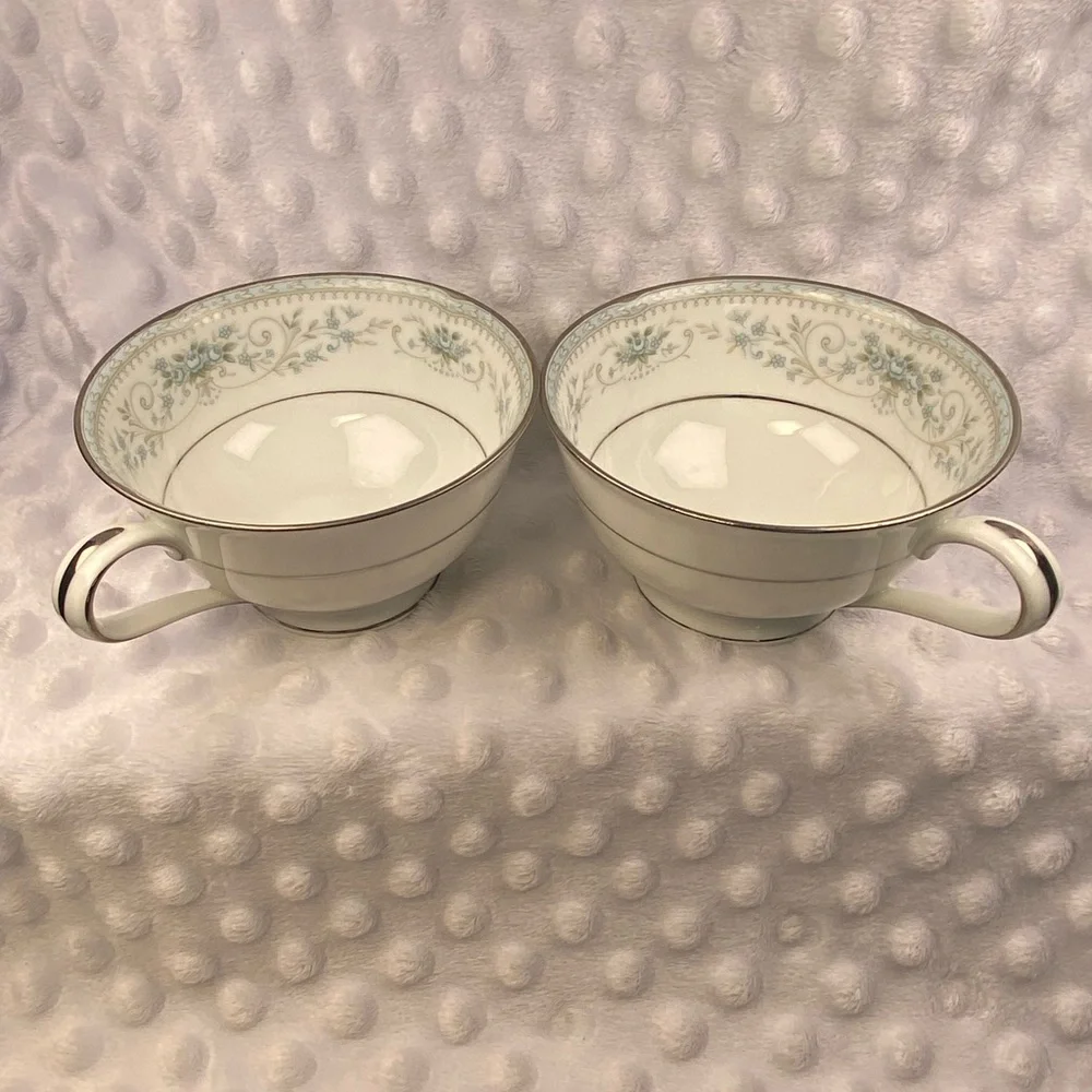 Noritake beautiful mint